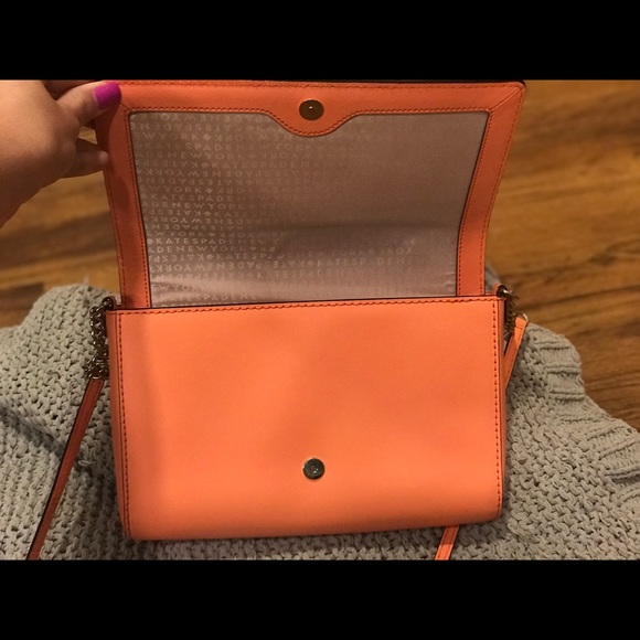 End your summer in coral Kate Spade! 🌸 - Picture 2 of 5